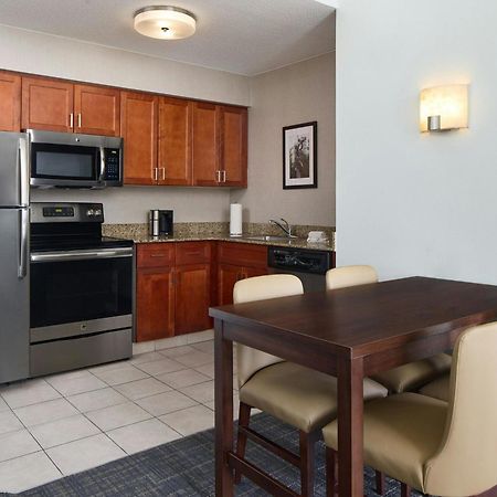 Residence Inn Charlotte Uptown מראה חיצוני תמונה