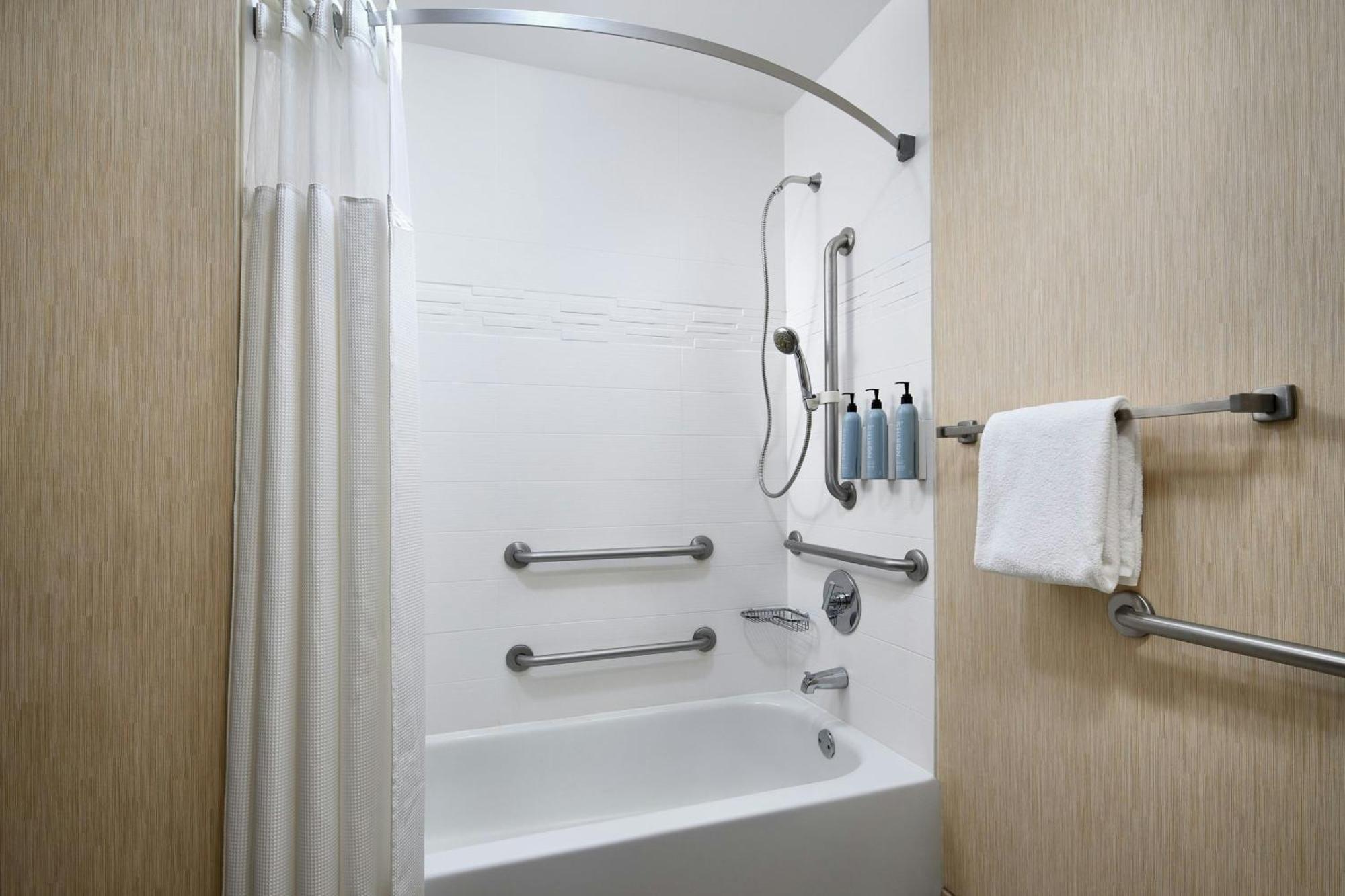 Residence Inn Charlotte Uptown מראה חיצוני תמונה
