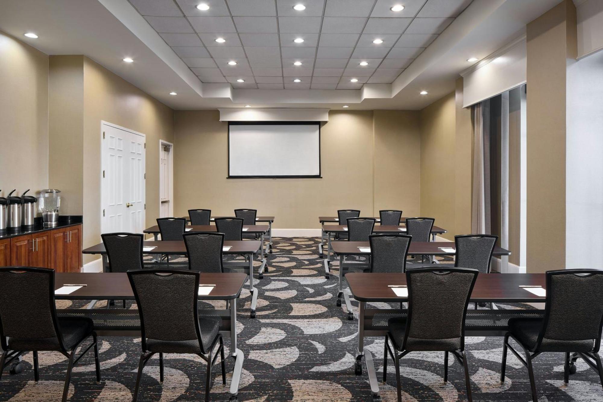 Residence Inn Charlotte Uptown מראה חיצוני תמונה