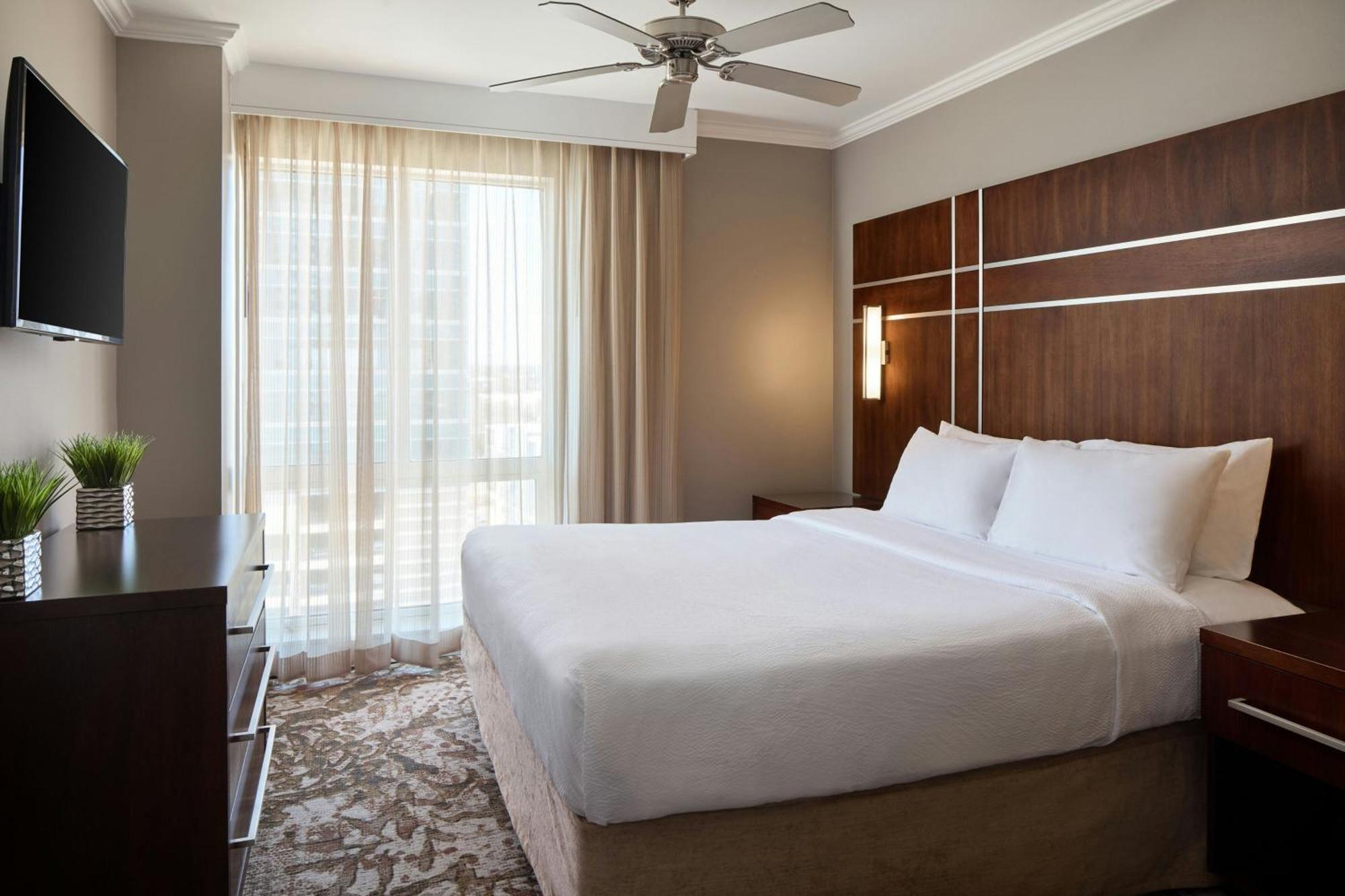 Residence Inn Charlotte Uptown מראה חיצוני תמונה